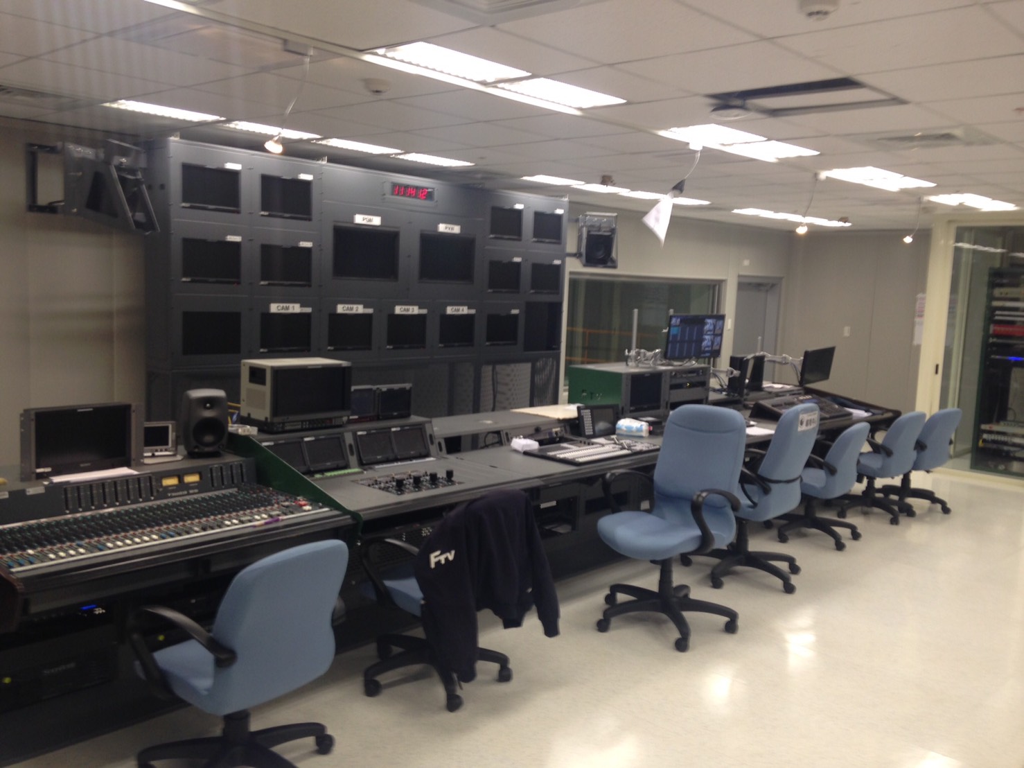電視台數位副控室