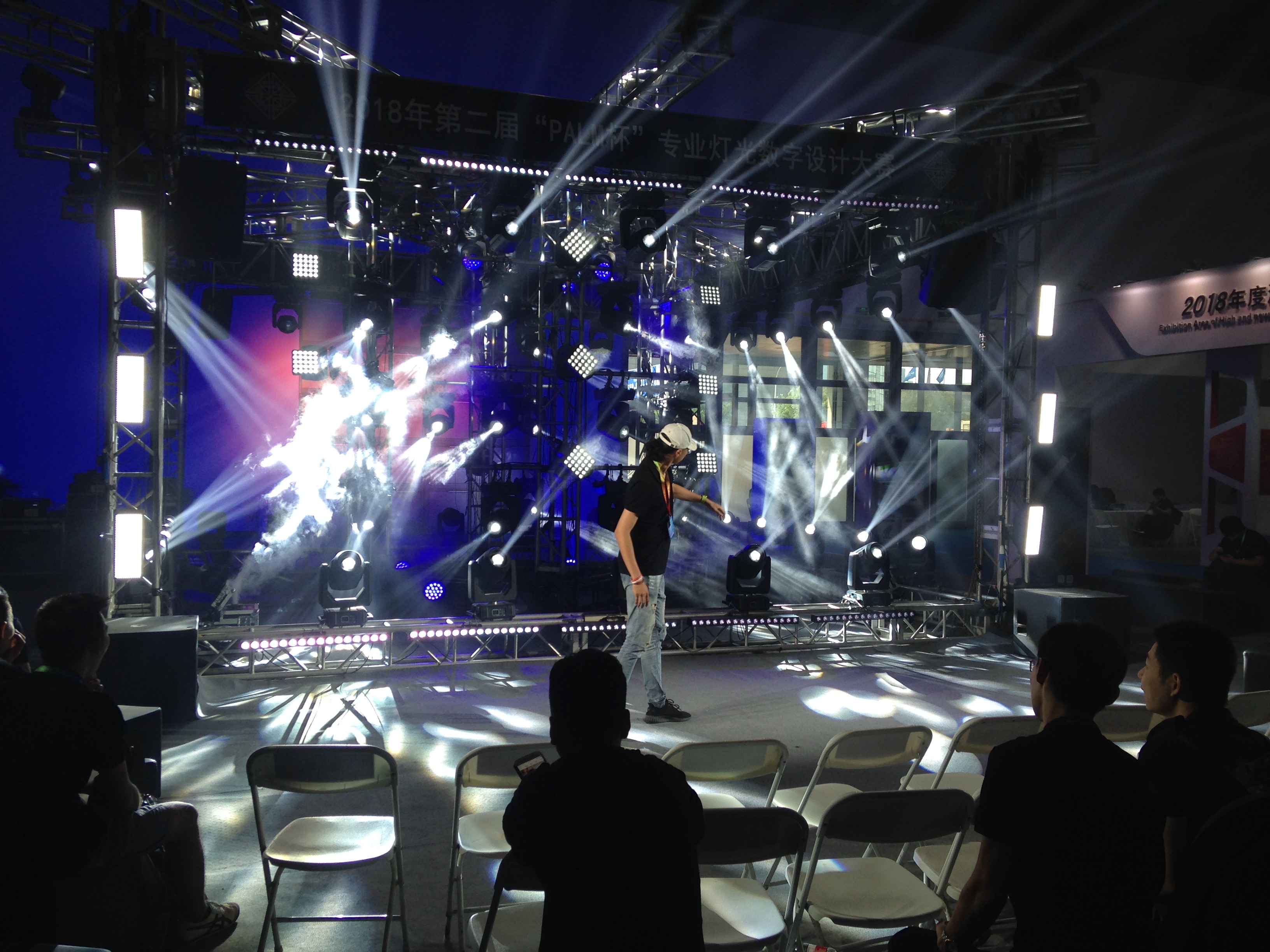 燈光系統規劃設計與建置